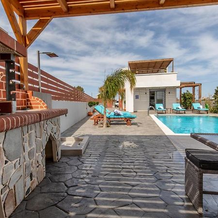 Dorieus Villa ลาคาเนีย ภายนอก รูปภาพ