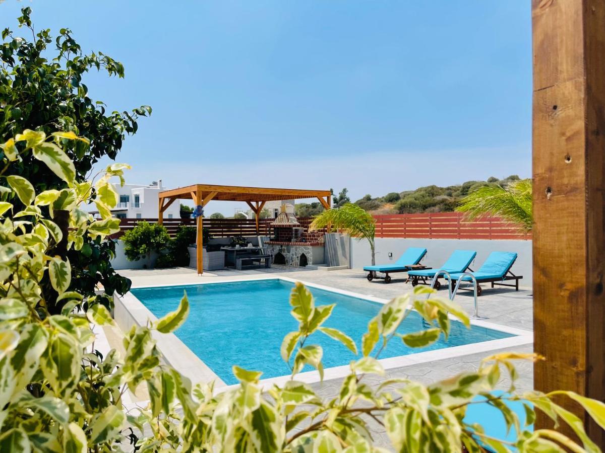 Dorieus Villa ลาคาเนีย ภายนอก รูปภาพ