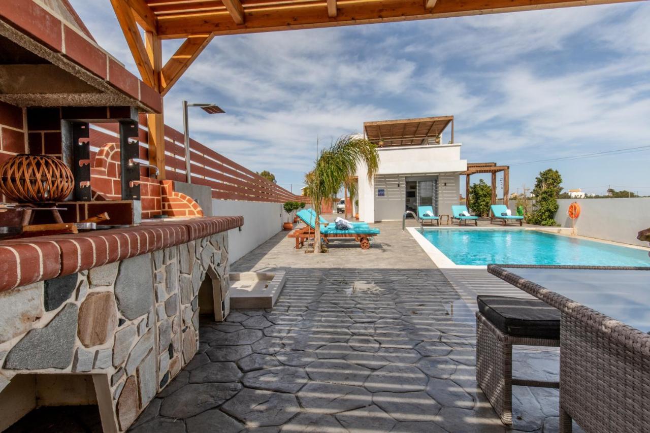 Dorieus Villa ลาคาเนีย ภายนอก รูปภาพ