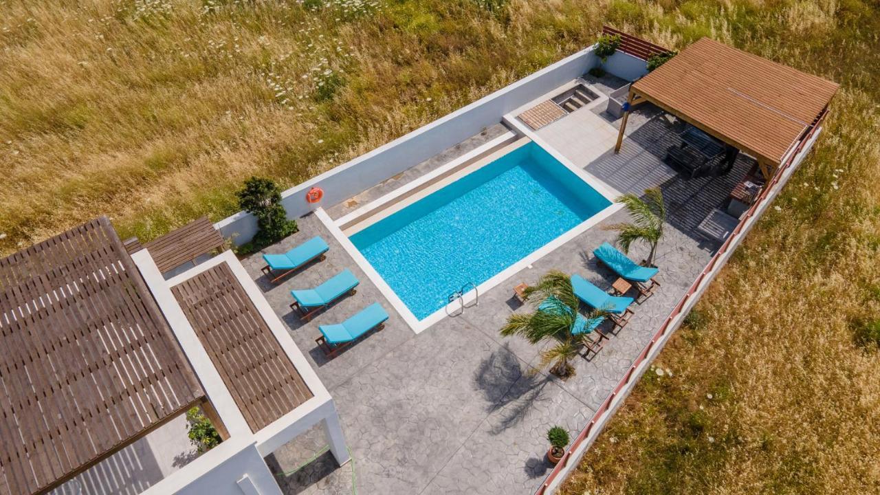 Dorieus Villa ลาคาเนีย ภายนอก รูปภาพ